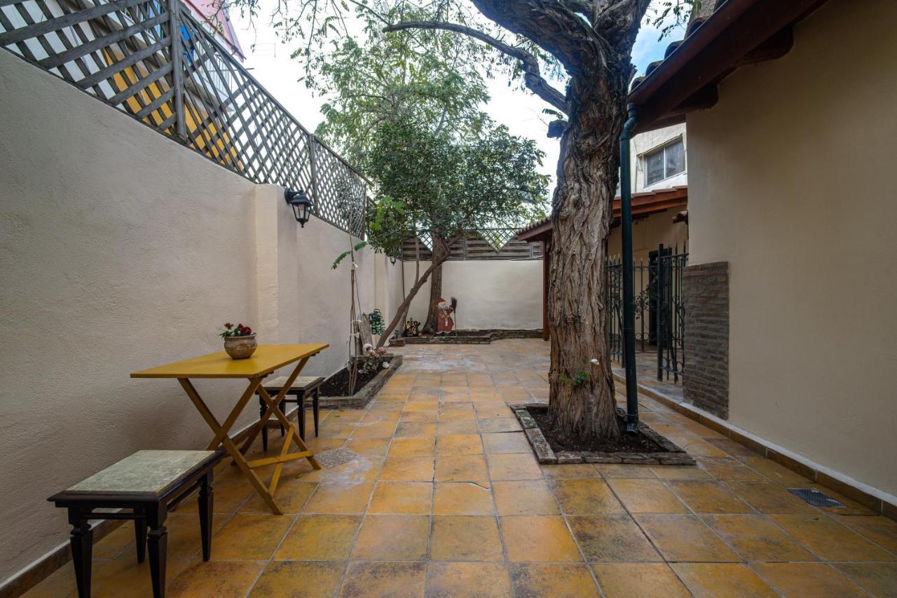 אתונה Luxurious Villa At Mets מראה חיצוני תמונה